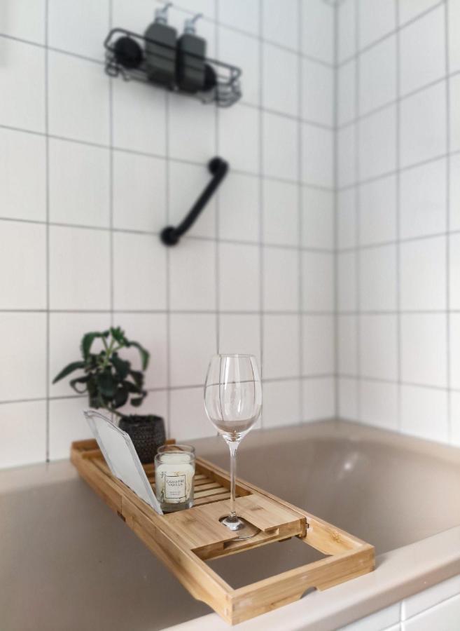 Inikama: Designer Apartment Im Gruenen - Netflix Rosengarten  Exterior photo